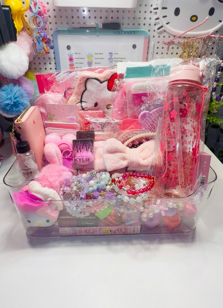 Mystery Scoop Bracelet box 27-45 items + free extra gifts.
