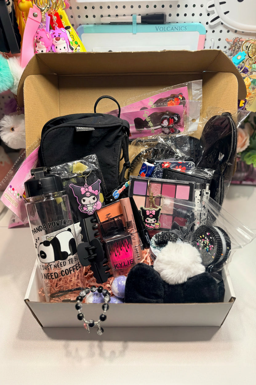 Mystery Medium scoop 10-17 items + Extra gifts!
